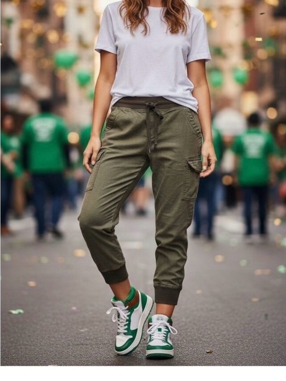 Level 99 Gabrielle Olive (arugula) Cargo Jogger Pants - size small